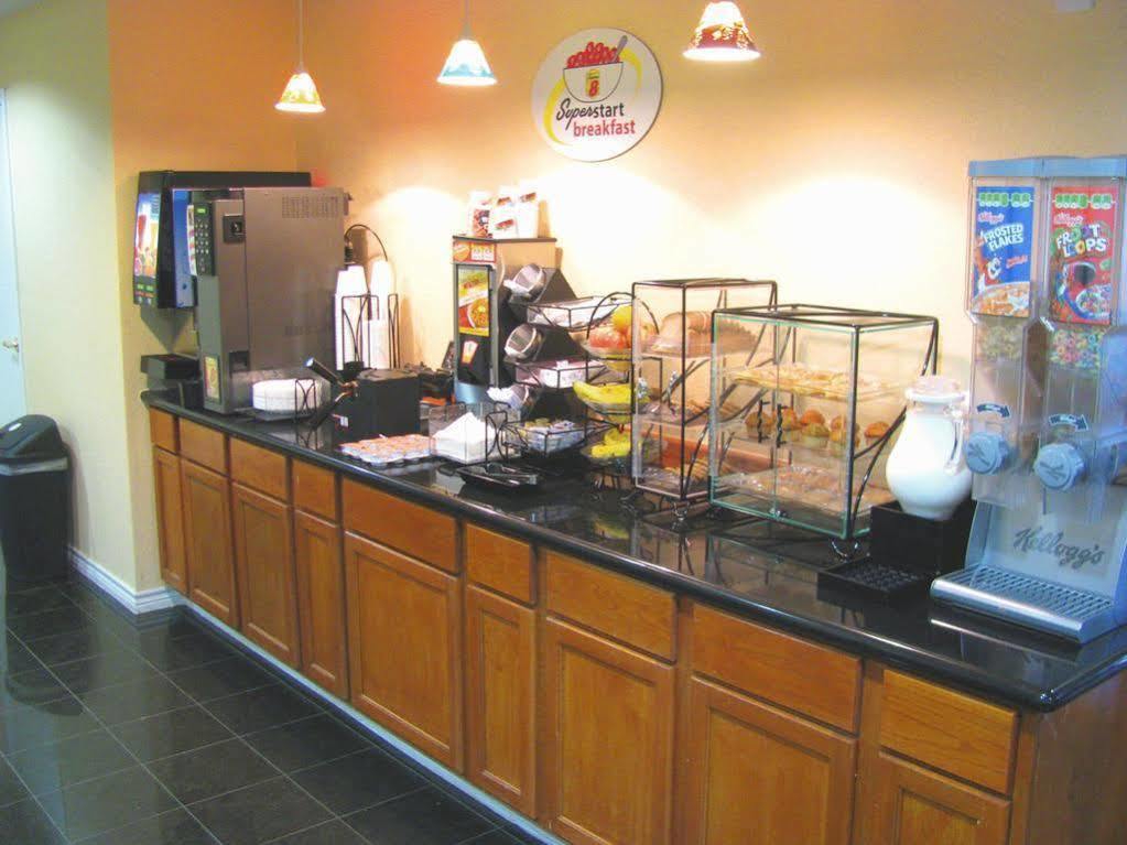Express Inn Tomball Exterior photo